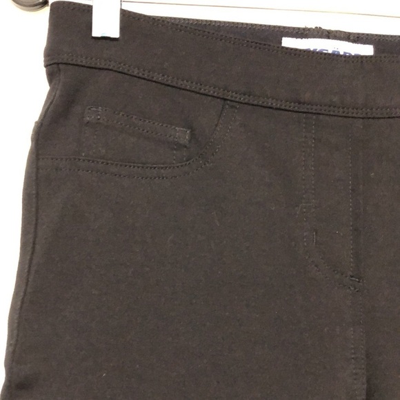 Nygard Capris -> Nygard Capris - Picture 3 of 11